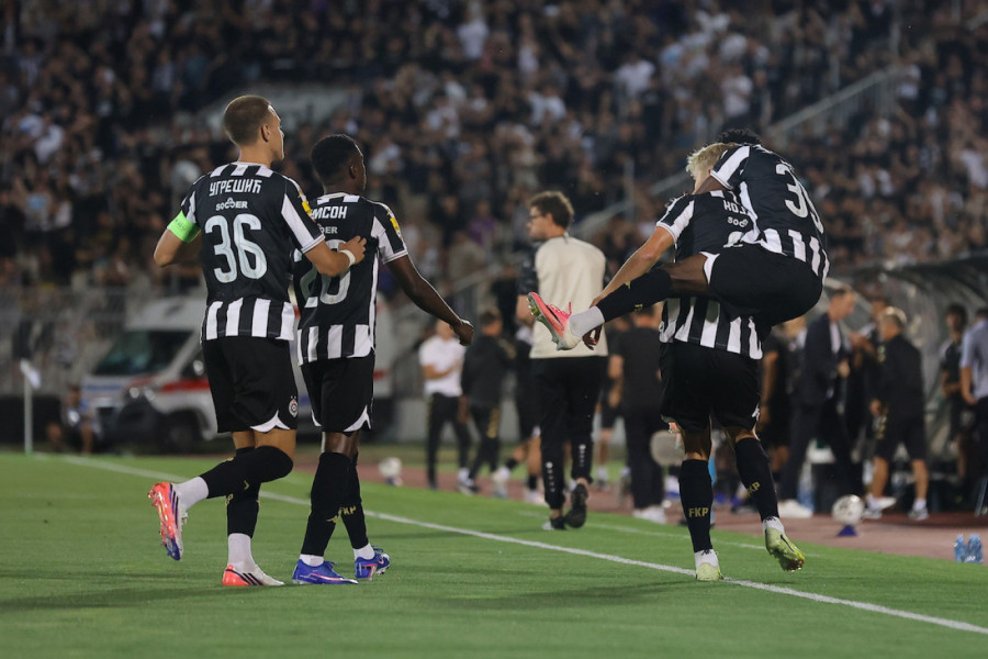 SPORTISSIMO I PARTIZAN ZAJEDNO DOMINIRAJU! Pogledajte divnu sliku iz Humske sa meča protiv Une Štrasen! (FOTO)