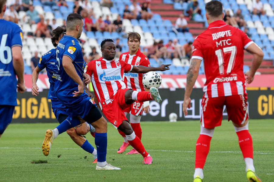 ZVEZDA - VOJVODINA: Gol za golom, šansa za šansom - kakav derbi kola!