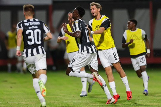 MAČVU KOŠTALO NOVO PRAVILO: Evo zašto je Partizan imao dva igrača više pred pogodak Seka! (VIDEO)