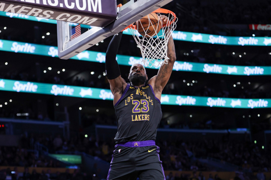 LEBRON PRELOMIO! Posle potpisa za Filu doneo još jednu važnu odluku!