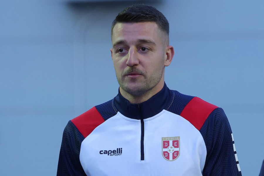 PAUNOVIĆ GLEDA I NE VERUJE! Sergej zabrinuo selektora!