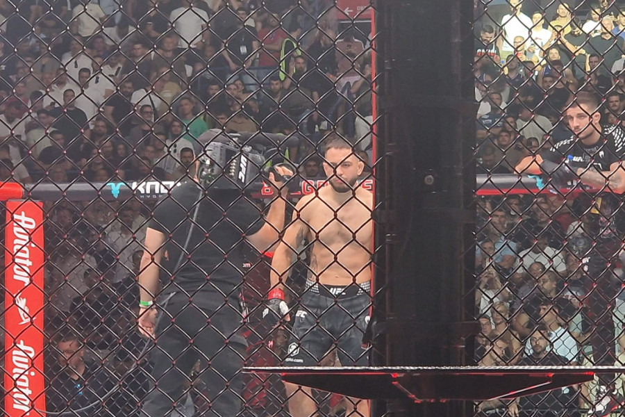 ŠOKANTAN PORAZ! Nestvaran maler - Janičić doživeo povredu na UFC!