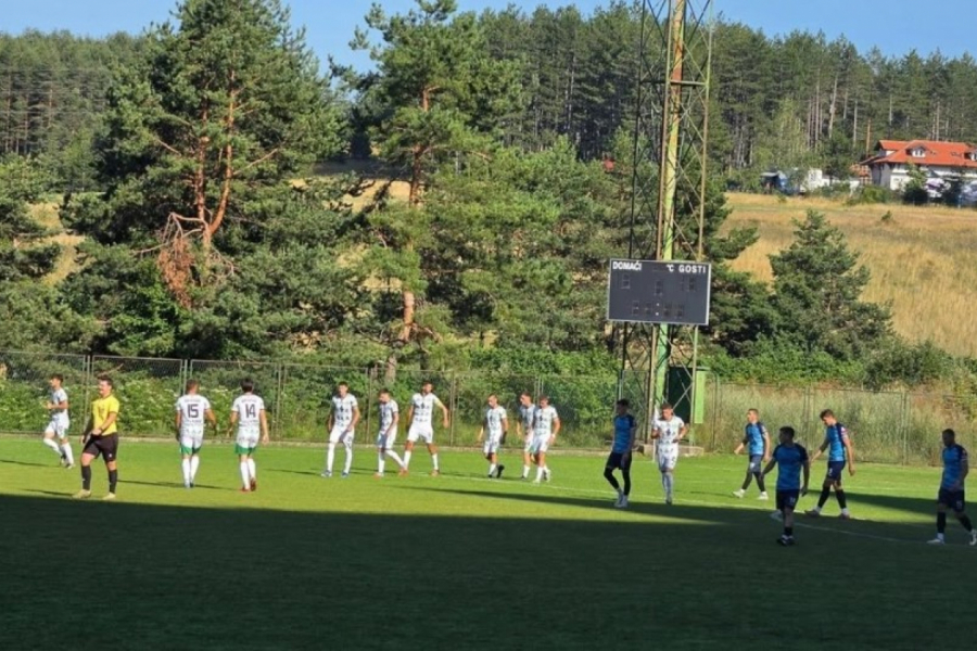 RAVNOPRAVAN OKRŠAJ ZA POČETAK: Zlatibor i Jedinstvo Putevi odmerili snage u Kupu OFS Užice!