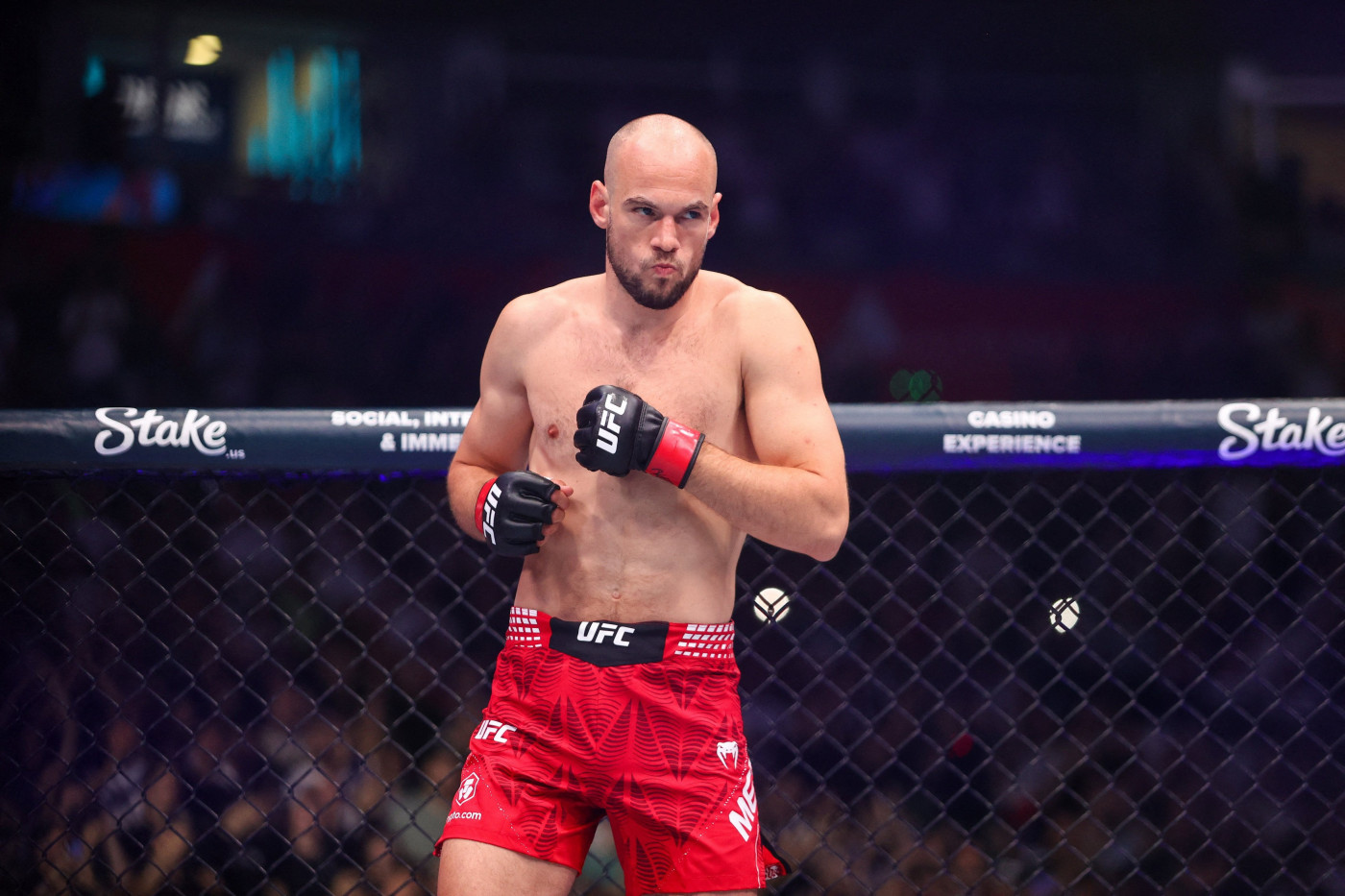 "Vidovdan je naša druga himna!" Uroš Medić o trijumfu na UFC Beograd