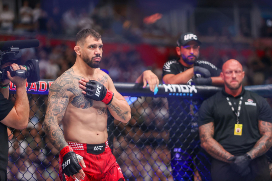 JOŠ JEDAN SRBIN SKOČIO NA UFC LISTI: Sjajna borba u Beogradu "lansirala" Rakića - evo koje mesto zauzima!