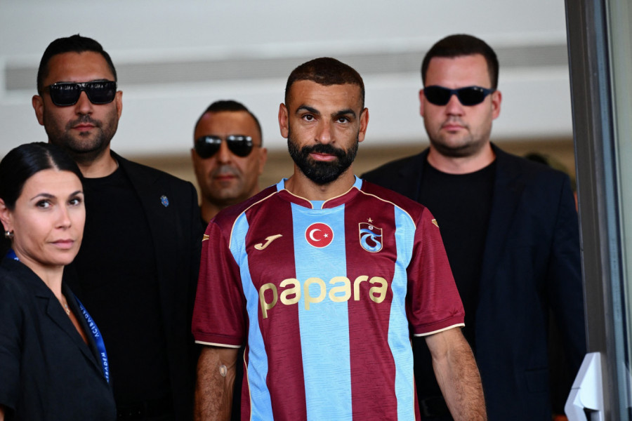 NAVIJAČI U TRANSU! Stigao Mohamed Salah! (VIDEO)