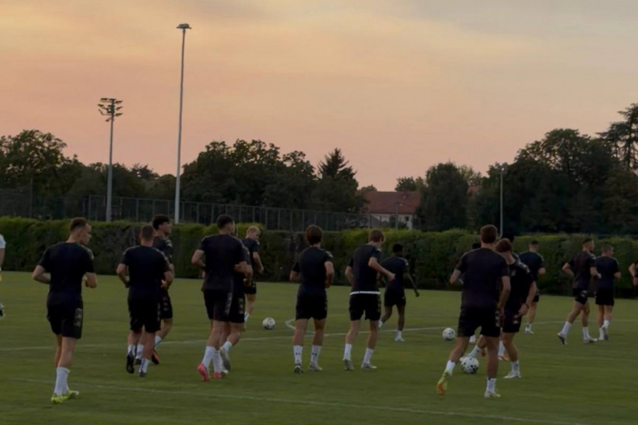 ORNI I SPREMNI! Fudbaleri Partizana odradili poslednji trening uoči Tobola! (VIDEO)