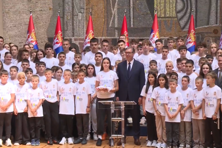 VUČIĆ DOČEKAO MLADE NADE: Više od 400 sportista u Palati Srbije! (VIDEO)