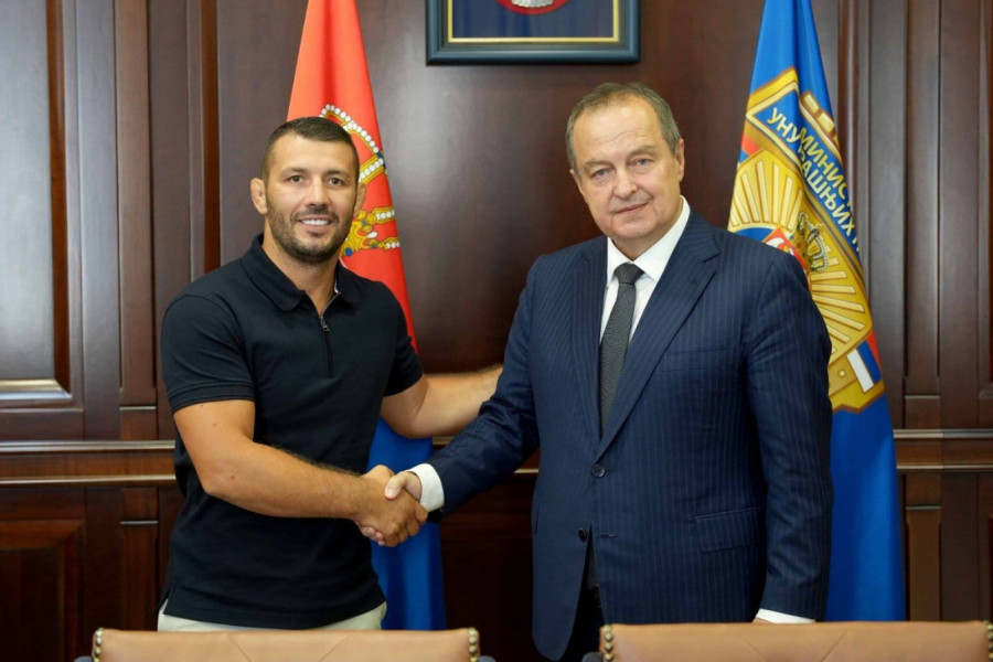 UNAPREĐENJE I RAZVOJ SPORTA U POLICIJI: Ivica Dačić razgovarao sa predsednikom Sportskog saveza Srbije Davorom Štefanekom
