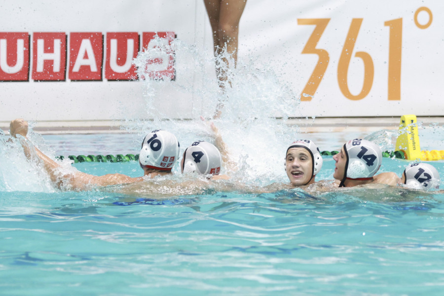 BRAVO, SRBIJO! Vaterpolisti usred Zagreba došli do svetske bronze!