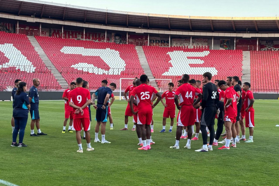 KAO DA SU DOŠLI NA IZLET! Pogledajte trening Hapoel Ber Ševe na Marakani pred revanš sa Zvezdom (VIDEO)