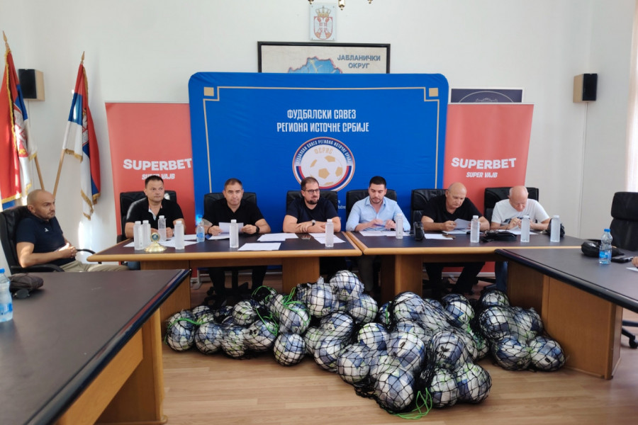 DOŠAO RED I NA DAME: FSRIS okupio klubove na konferenciji u Leskovcu