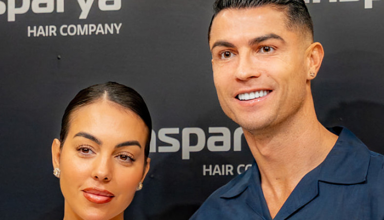 KRISTIJANO RONALDO SE OŽENIO - U DNEVNOJ SOBI! CR7 i Georgina sve otkrili, svet ostao dibidus zatečen