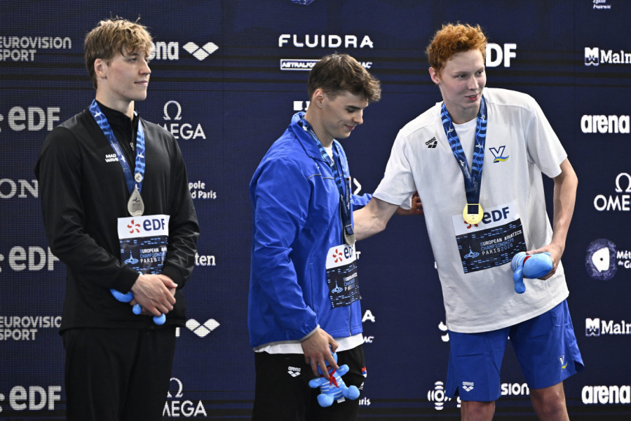 BARNA OVAKO NEŠTO NIJE DOŽIVEO! Ukrajinac osvojio zlato, a onda...skandalčina na dodeli medalja! (VIDEO, FOTO)