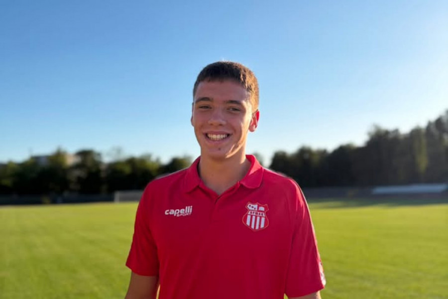 OFK VRŠAC VERUJE SVOM BISERU: Vukota Životić potpisao stipendijski ugovor