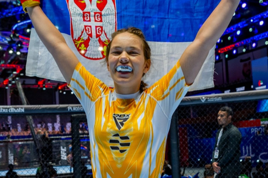 VASILIJA BOROVIĆANIN PONOVO NA TRONU! Mlada Kraljevčanka odbranila svetsko zlato u MMA!