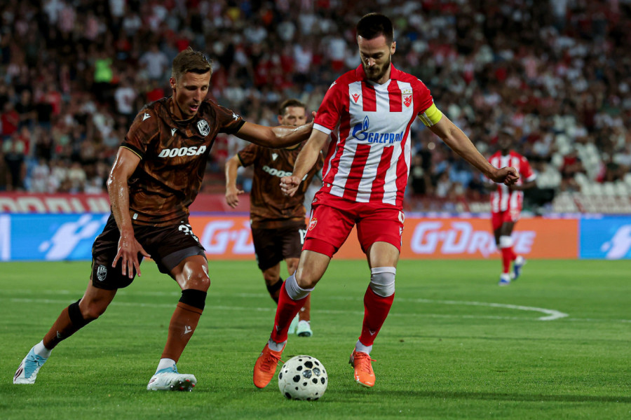 CRVENA ZVEZDA - VIKTORIJA PLZENJ: Ivanić oduševio delije!