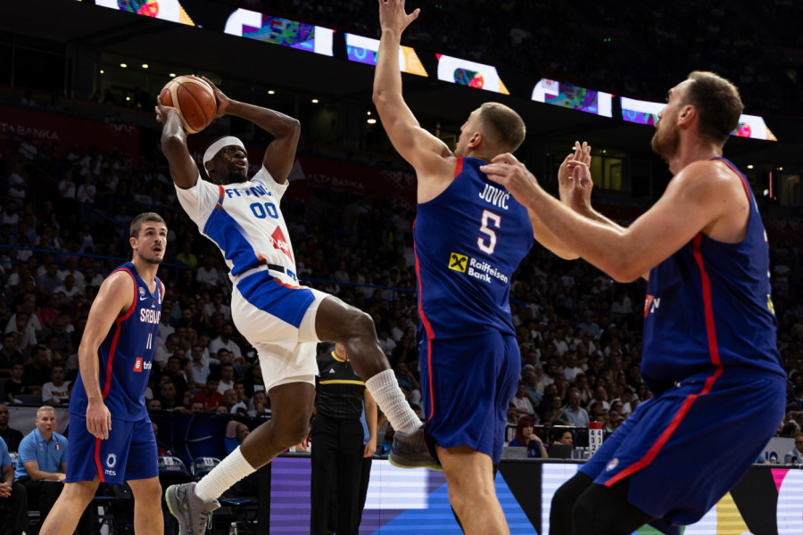 NIJE SAMO PORAZ OD SRBIJE! Francuz se otvorio i otkrio kako mu je Lebron uništio san!