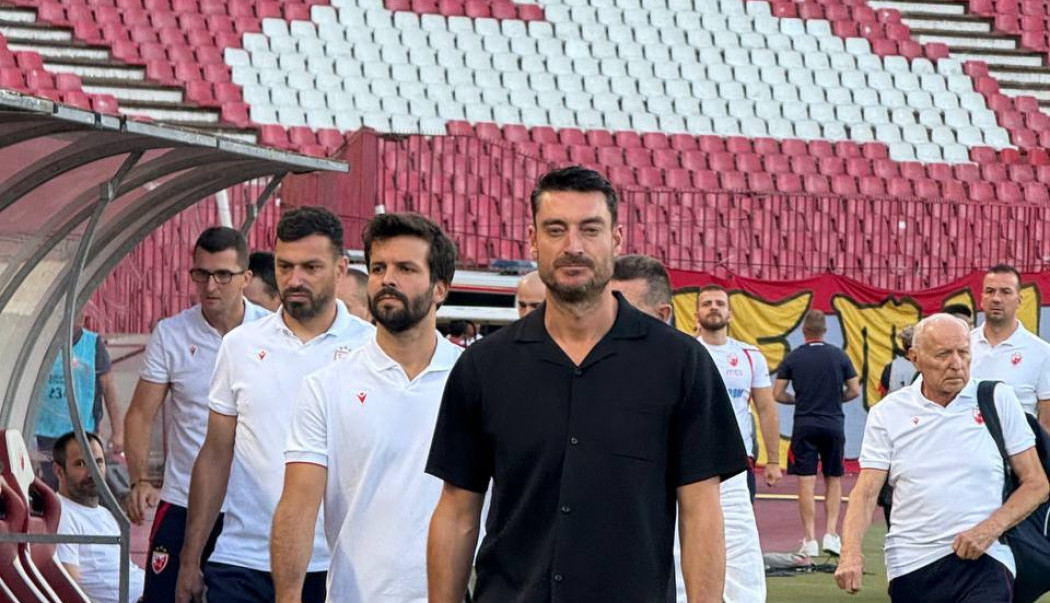 ALBERT RIJERA LJUT KAO RIS NA FUDBALERE ZVEZDE! Pobedili Partizan u večitom derbiju, a on ih IZRIBAO pred milion ljudi!