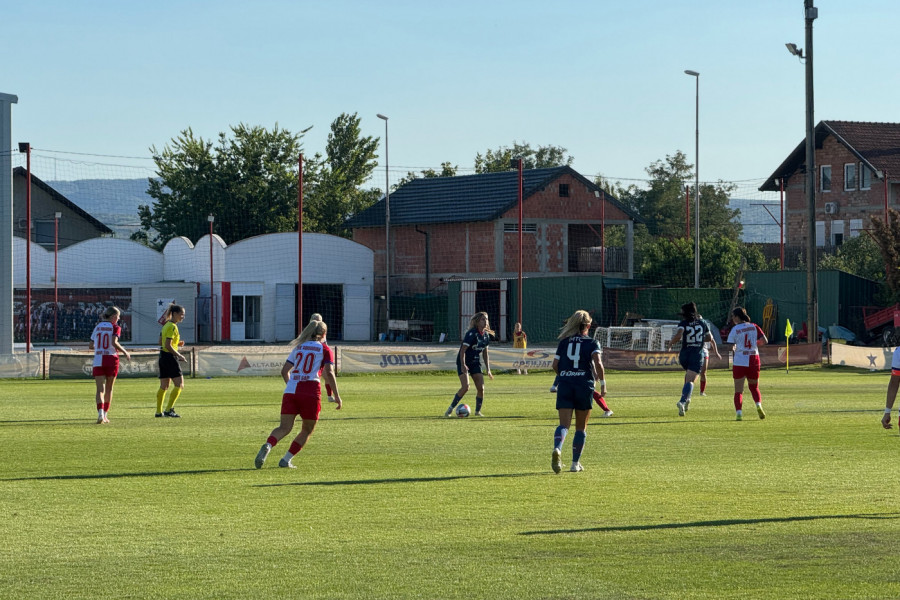 SPEKTAKL U NOVOM SADU: Vojvodina vodila 2:0, Zvezda izborila remi!
