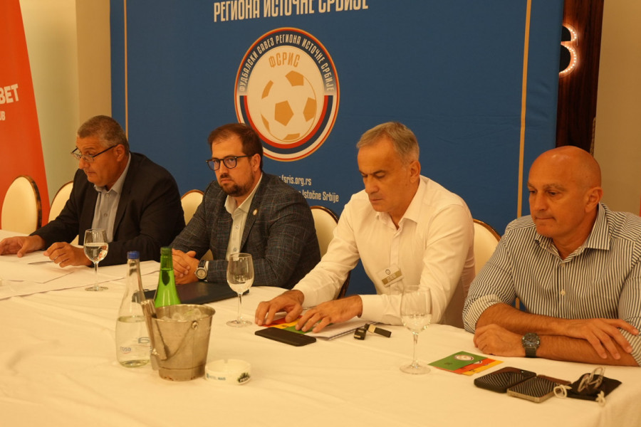 FSRIS KRENUO U NOVOM PRAVCU: Gašić predstavio konkretne poteze i planove za razvoj fudbala!