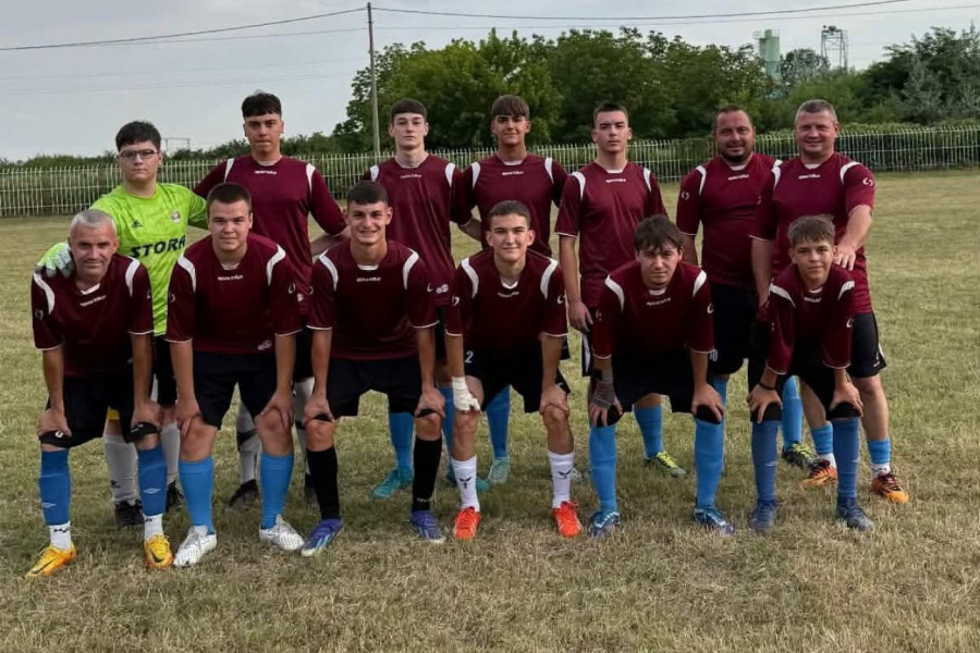 BORAC GRADI BUDUĆNOST SA DECOM IZ SELA: Okružna liga jeste cilj, ali je mlada ekipa najveća pobeda!