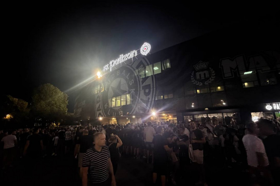 NESTVARNE SCENE NA PARTIZAN - HETAFE! Ko ovo može da shvati? (FOTO)