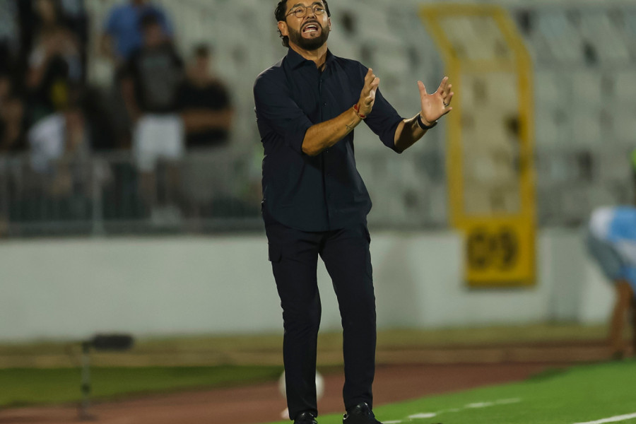 PARTIZAN JE INSTITUCIJA! Trener Hetafe je nestvarno pohvalio crno-bele i radovao se ČUDU u Humskoj