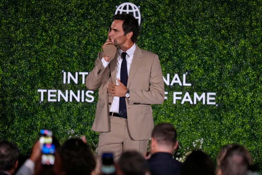 NAPADNUT RODŽER FEDERER! Švajcarcu posle ovoga baš neće biti dobro! (FOTO)