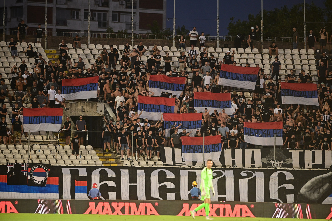 Ovo se ne pamti: Ovacije fudbalerima Partizana PRE utakmice