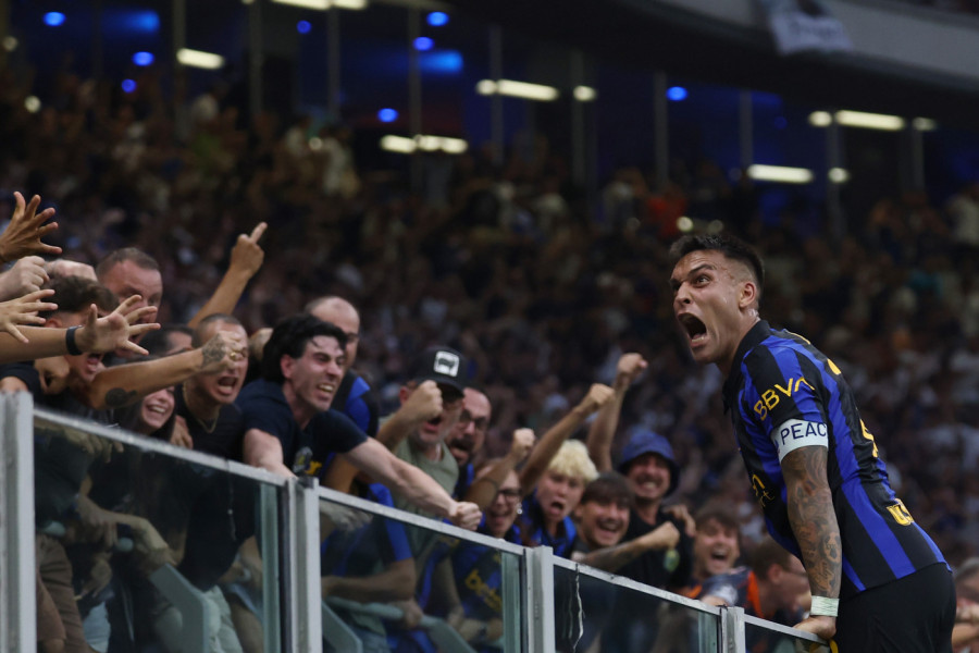 INTER U LUDOM PREOKRETU SLOMIO NAPOLI! Od 0:2 do 3:2  u 91. minutu! Urnebesne analize trenera, navijači u transu posle "meča godine" pred start Lige šampiona (VIDEO)