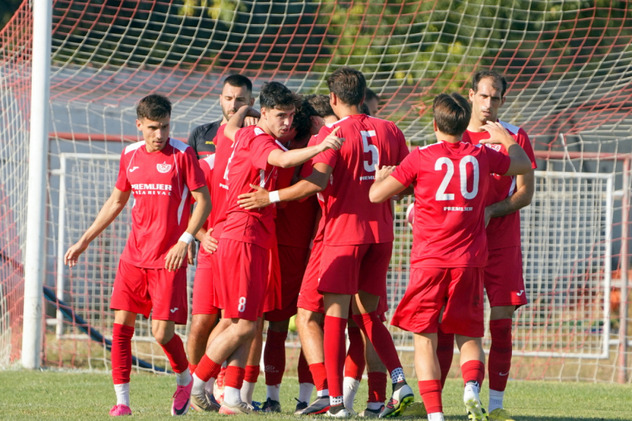 NADA ZA SRPSKU LIGU SVE REALNIJA: Mladi Radnik drži lidersku poziciju!