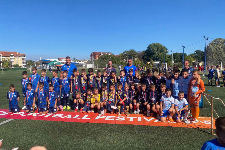 Veliki festival dečjeg fudbala, druženja i fer-pleja održan na terenima GFK Jagodina