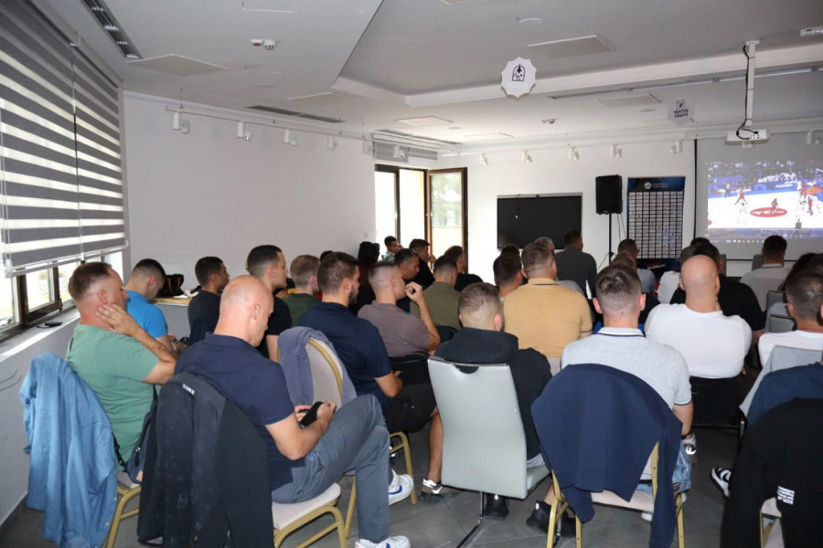KOŠARKAŠKI SAVEZ ORGANIZOVAO SEMINAR: Sjajan prvi dan za sudije i kontrolore na Zlatiboru