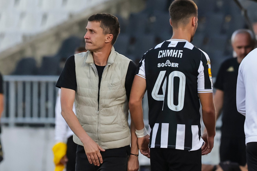 SAŠA ILIĆ I SAMO ČETIRI REČENICE POSLE VOJVODINA - PARTIZAN! Trener crno-belih odmah posle poraza rekao OVO!