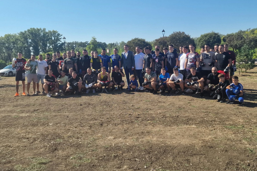 U PANČEVU ODRŽAN OTVORENI MMA TRENING! Pojavili se naši UFC borci Duško Todorović i Borislav Nikolić - OVO JE TEK POČETAK KAMPANJE PROMOCIJE SPORTA (VIDEO)