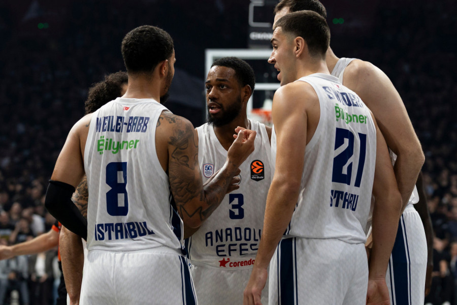 PARTIZAN I ZVEZDA OVO NISU MOGLI: Efes ostvario uspeh koji je večitim rivalima ostao nedostižan!