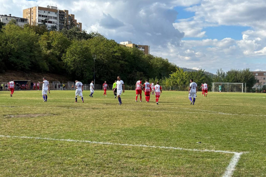 Nikola Žigić opet u dresu Crvene zvezde: Legendarni napadač nije jedini koji je opet obukao voljene boje (VIDEO)