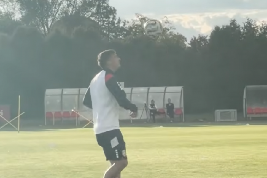 Filip podsetio na Dejana: Stanković pokazao fudbalsko umeće pred meč sa Grčkom! (VIDEO)