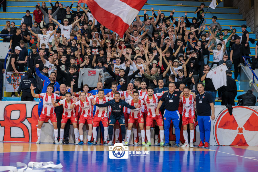 Spektakl pred punim tribinama u Vranju: Zvezda nadoknadila dva gola zaostatka i slavila!