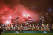 Hajduk srušio Dinamo u ludilu Poljuda: Dva autogola istog igrača i navijači obeležili derbi Hrvatske (VIDEO)