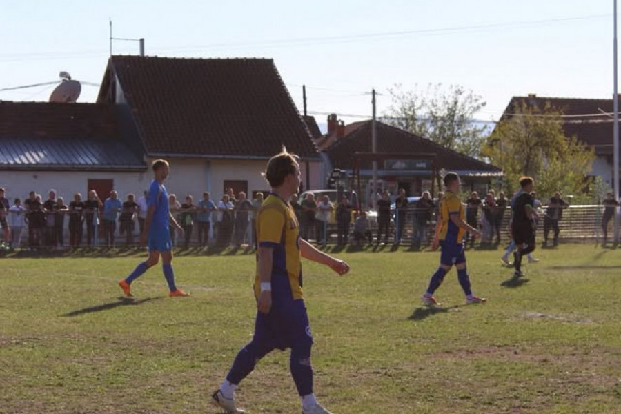 Srce na teren, bodovi u džep: Kraljevo Hajduk pregrmeo gostovanje u Oplanićima