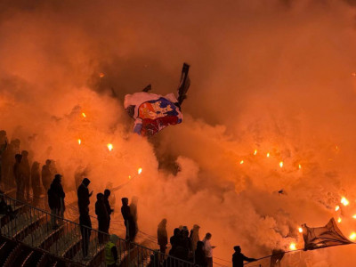 Potukli se međusobno navijači Partizana: Grobari se žestoko sukobili na tribini (VIDEO)