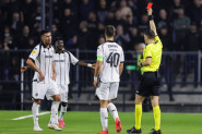 Grobari i delije gledaju u neverici: Tabela Superlige kao nikad pre, evo gde je Partizan, a gde Zvezda