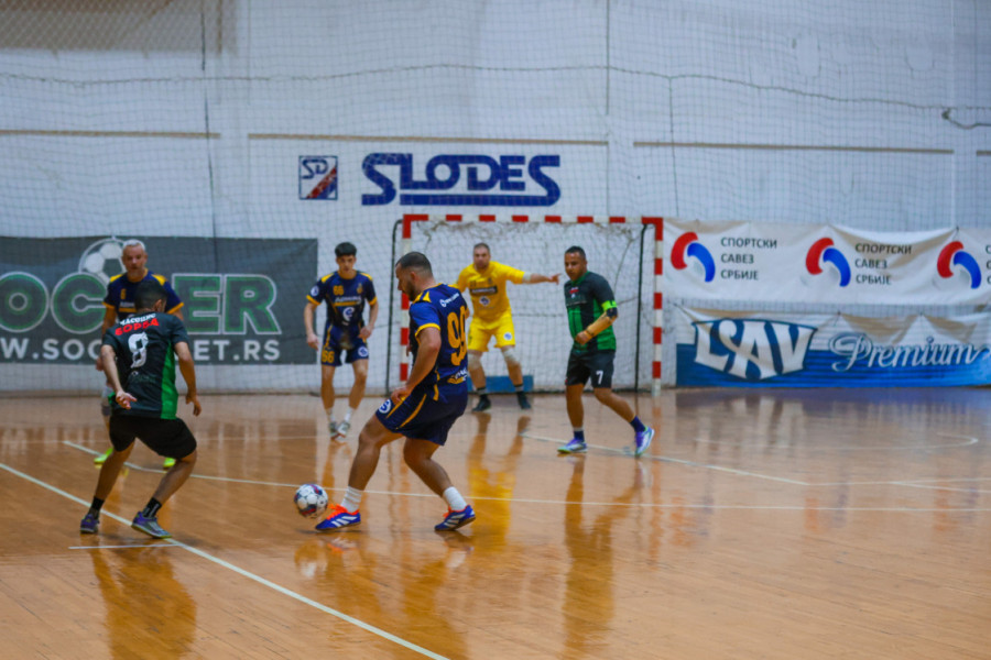 Borba rutinski sa Stepom: Nastavak 18. sezone amaterskog futsala u "Slodesu"