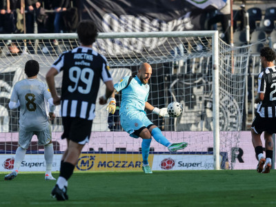 Hladan tuš za Partizan: Jovanović promašio nemoguće, Đoković dotukao crno-bele (VIDEO)