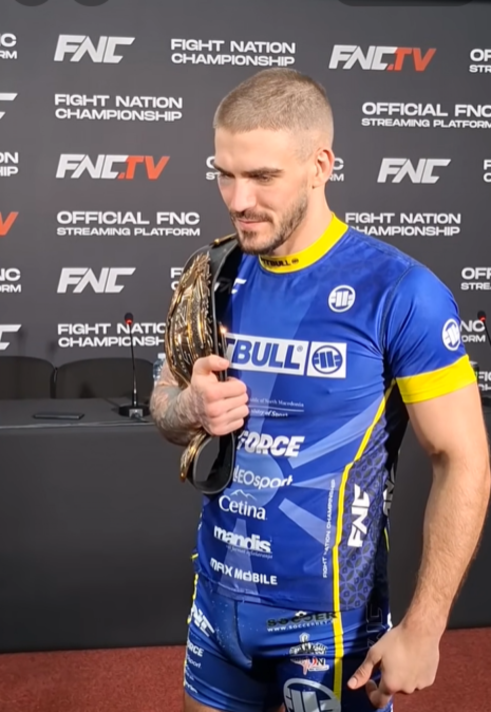 Marko Bojković govorio nakon osvojenog pojasa na FNC