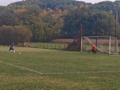 Ozremica šest golova pred derbi jeseni: Šumadija čuva bod prednosti, lider na velikom ispitu!