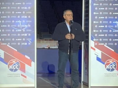 Dodeljeni dresovi mladim košarkašima i košarkašicama: Nebojša Čović imao moćnu poruku za nove nade Srbije (VIDEO)