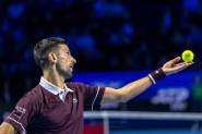 Novak se našao u problemu: Lekar je morao da reaguje (VIDEO)